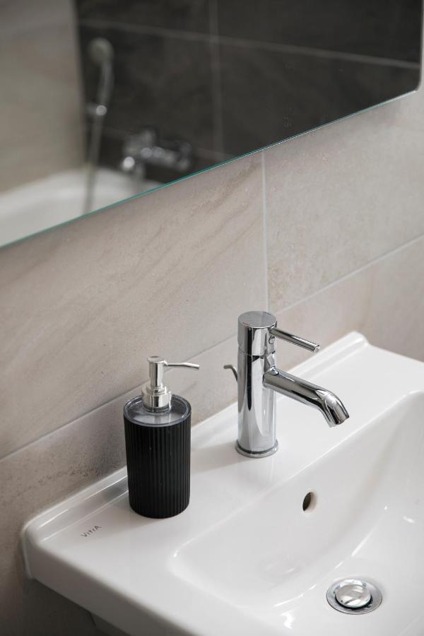 Spacious, Modern & Cosy 2 Bedroom 2 Bathroom Apartment - St. Julians Saint Julian's Exterior photo