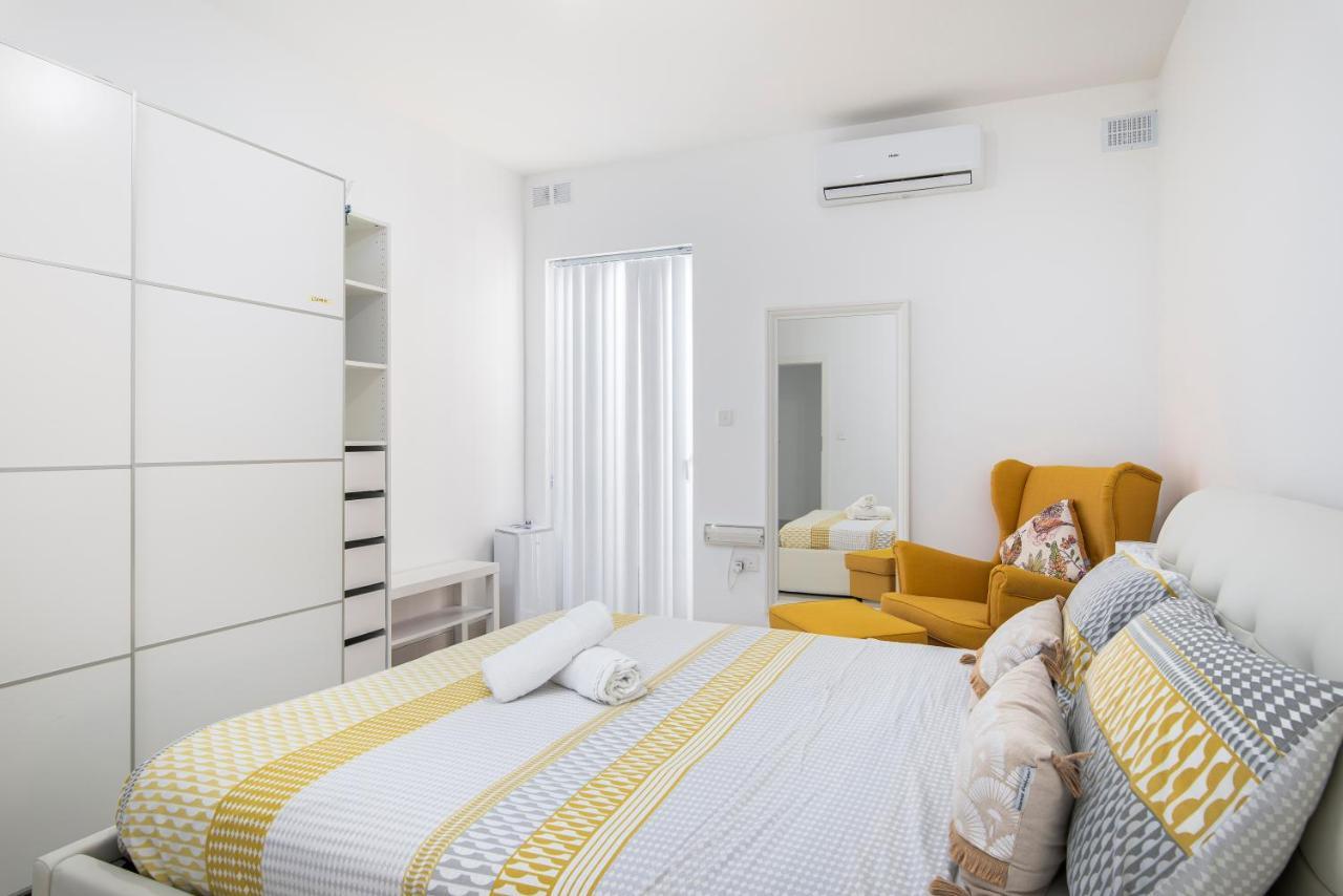Spacious, Modern & Cosy 2 Bedroom 2 Bathroom Apartment - St. Julians Saint Julian's Exterior photo